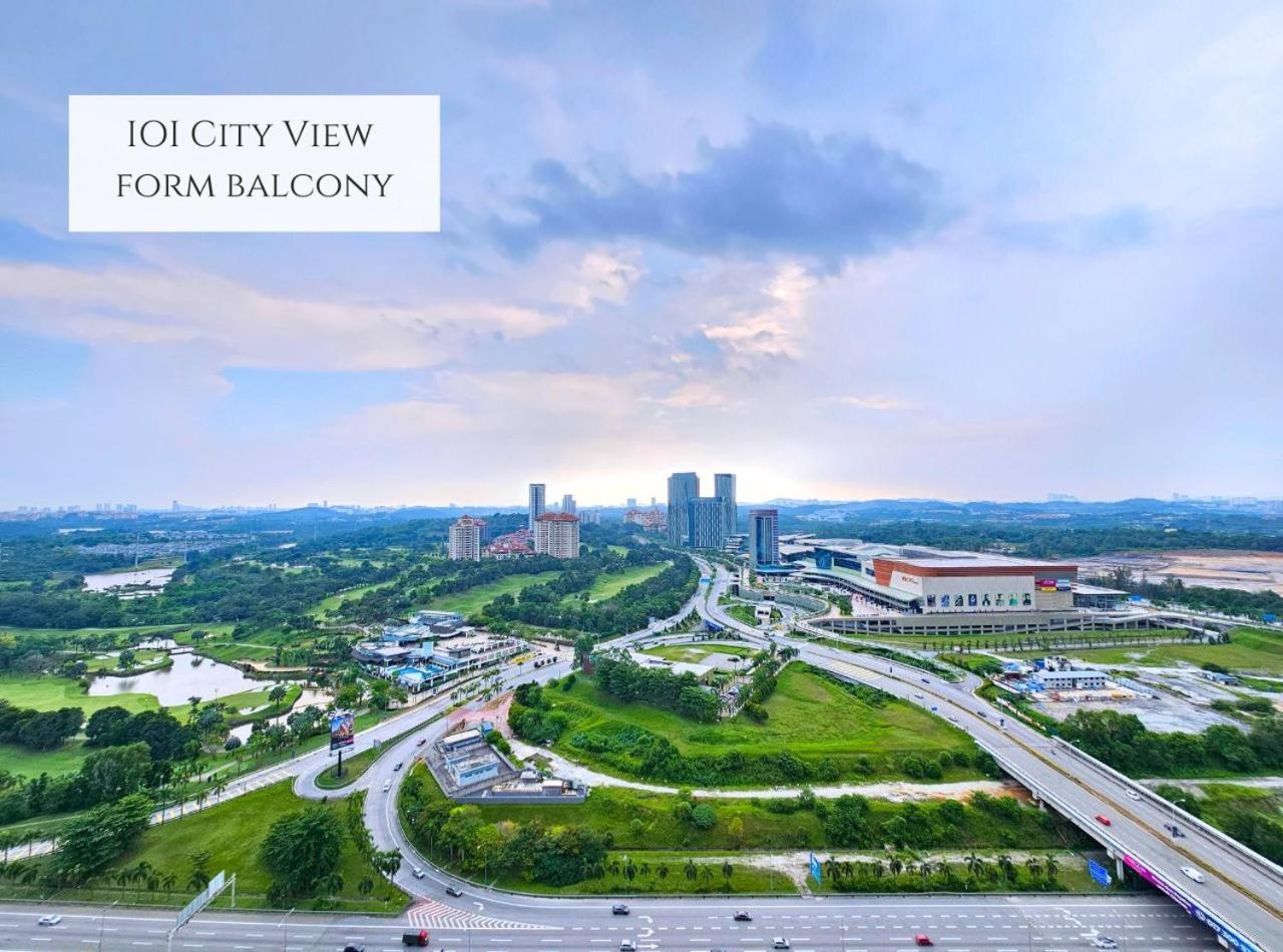 Conezion Near Ioi City Mall, Maeps Serdang, Putrajaya By Cloud Host Oda fotoğraf