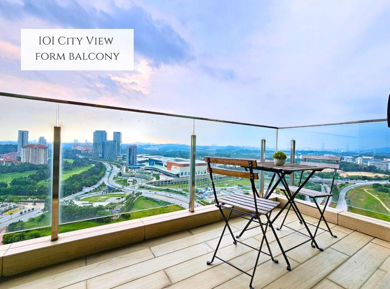 Conezion Near Ioi City Mall, Maeps Serdang, Putrajaya By Cloud Host Dış mekan fotoğraf