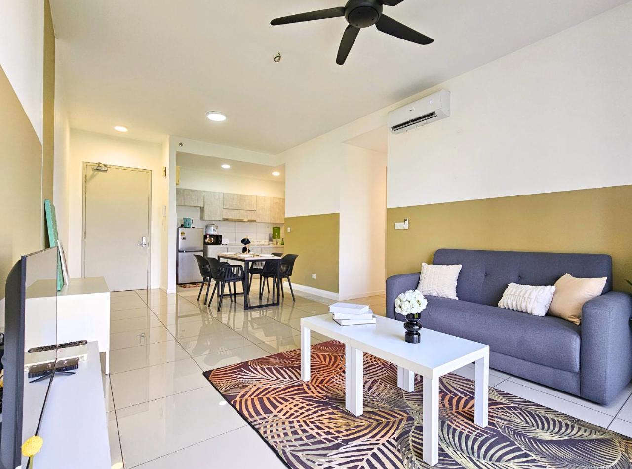 Conezion Near Ioi City Mall, Maeps Serdang, Putrajaya By Cloud Host Oda fotoğraf