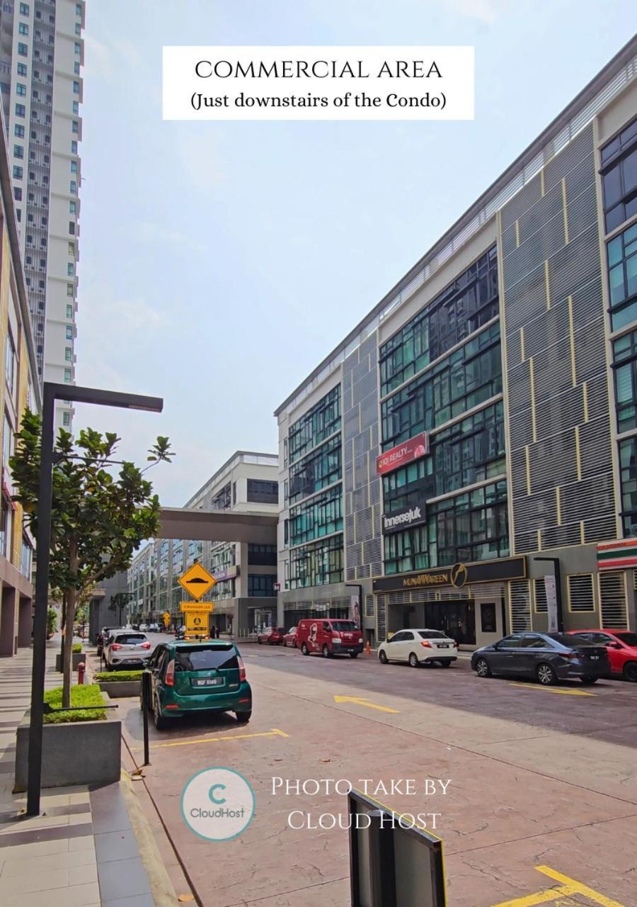 Conezion Near Ioi City Mall, Maeps Serdang, Putrajaya By Cloud Host Dış mekan fotoğraf